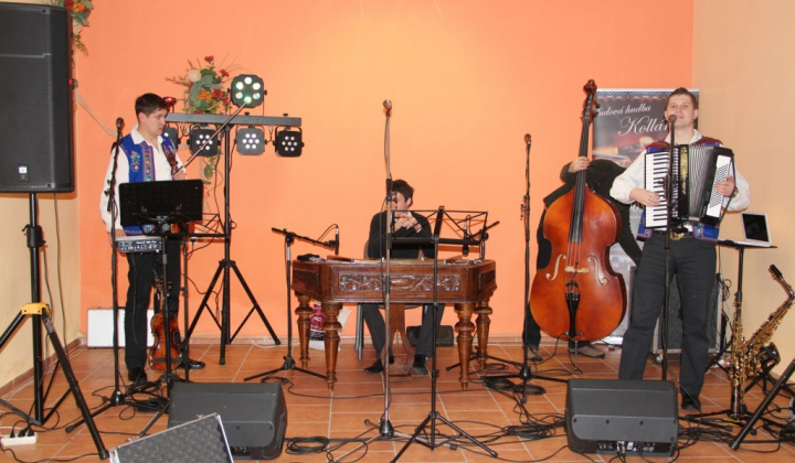 10. jubilejný obecný ples 2013